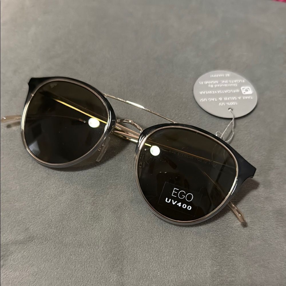 EGO Gold Frame Sunglasses with Dark Lenses Round Frame - NWT 100% UVA